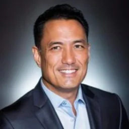 Top Customer Service Leader: Dennis Wakabayashi